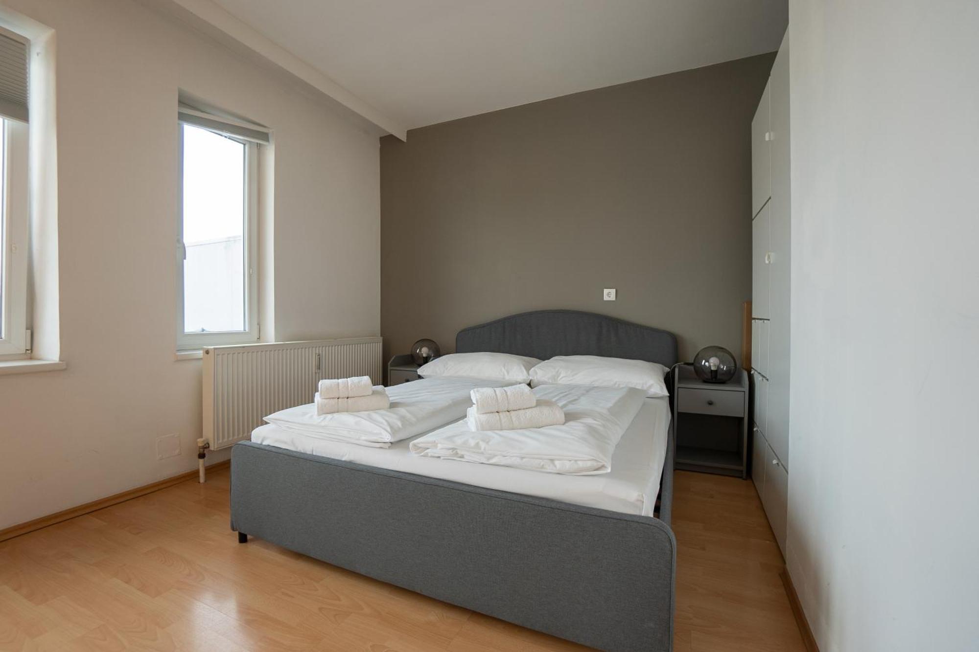 Apartment With A Private Terrace Located Right Near Belvedere Castle, 15 Minutes Away From Stephansdom Вена Экстерьер фото